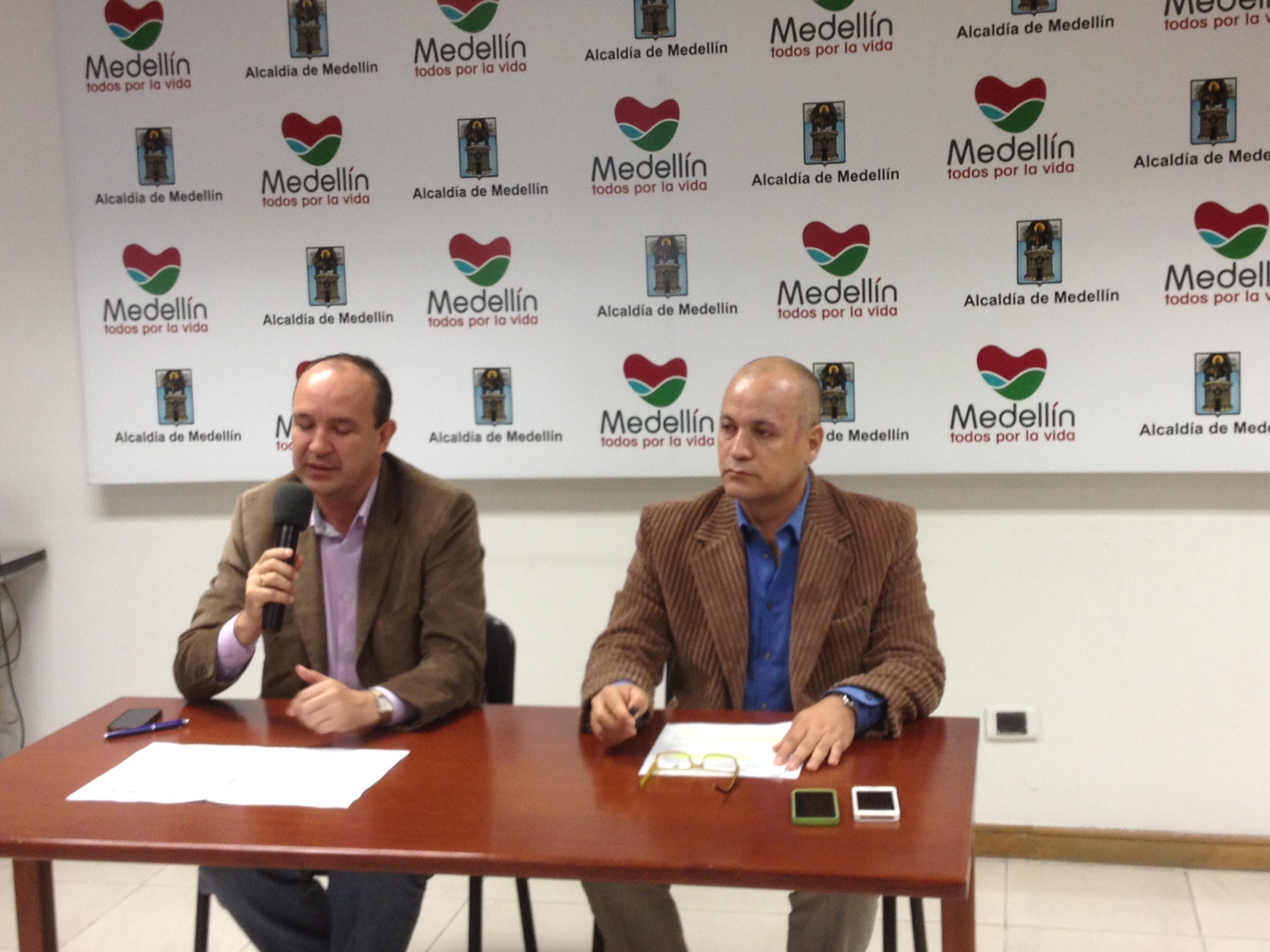 Omar Hoyos quiere Cámara, por eso no está en Gobernación